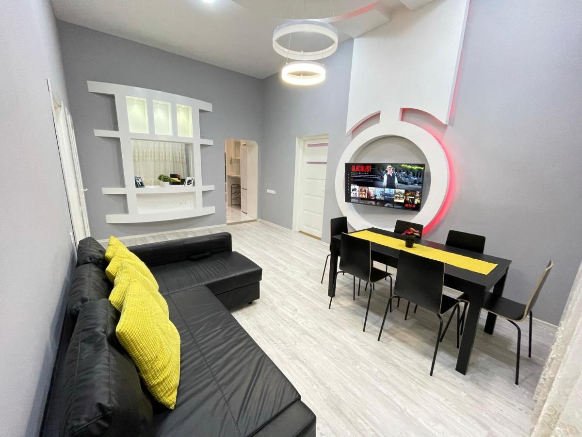 Deluxe Sapphire Residency - 4 Bedrooms 부다페스트 외부 사진